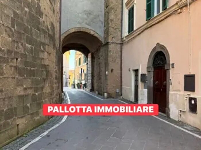 Appartamento quadrilocale in vendita in Via del Fiore, Ischia Di Castro