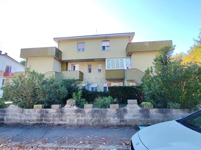 Appartamento trilocale in vendita in Viale Pablo Picasso, Ravenna