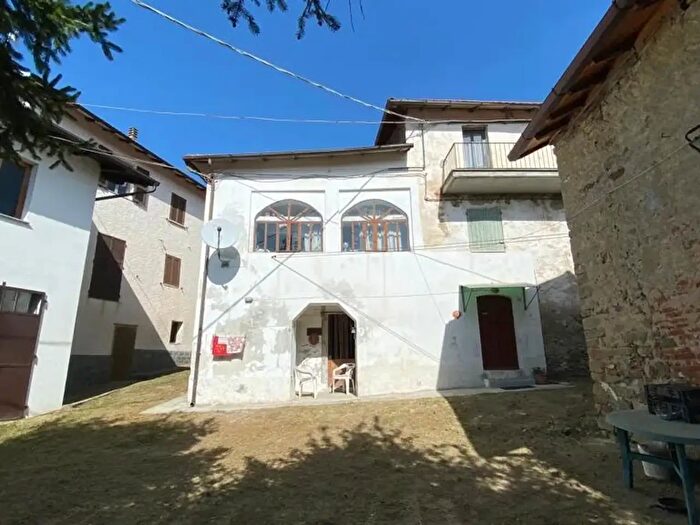 Casa con 5 locali in vendita in Loc Valla, Pareto
