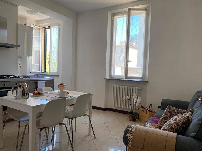 Appartamento trilocale in affitto in Via Vittorio Rugarli, Centro, Fornovo di Taro