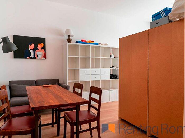 Appartamento trilocale in affitto in Via Paola Falconieri, Monteverde Nuovo, Roma