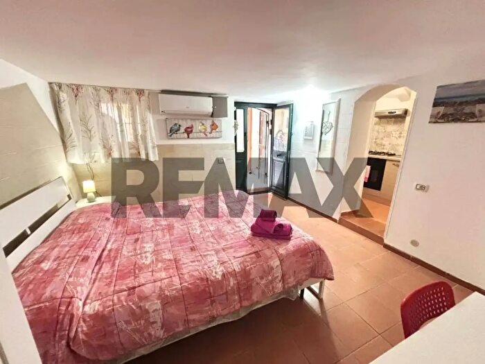 Appartamento trilocale in vendita in Ronco Secondo a Via Resalibera Snc, Siracusa
