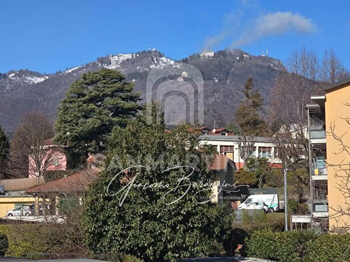 Appartamento bilocale in vendita in Via Pista Vecchia, Varese