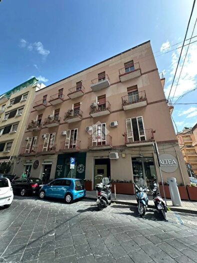Appartamento con 7 locali in vendita in Via Trieste, Catania
