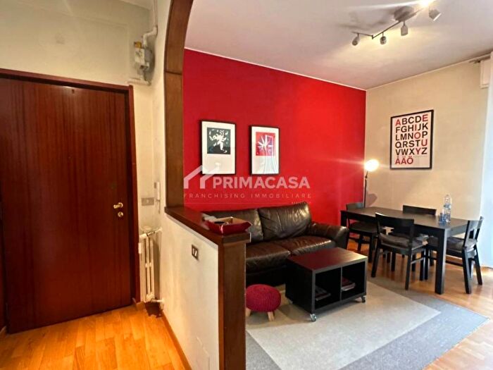 Appartamento trilocale in affitto in Via Negroli, Argonne Corsica, Milano