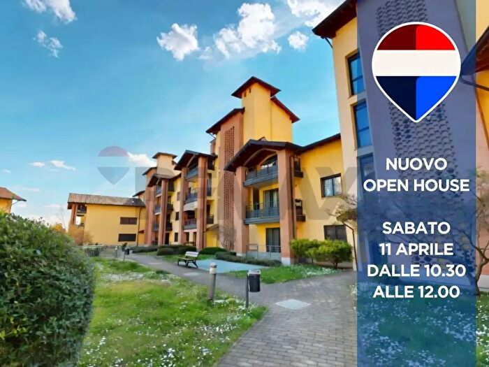 Appartamento trilocale in vendita in Via Trieste, Cassina De Pecchi