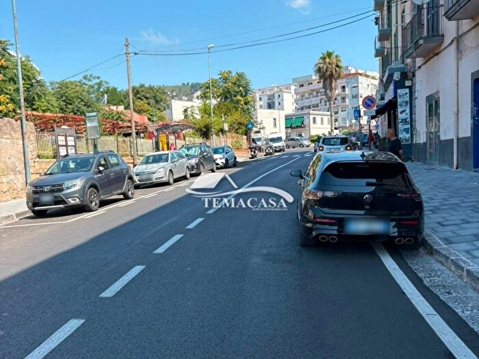 Appartamento bilocale in affitto in Via Giovan Battista Pergolesi, Anfiteatro, Pozzuoli