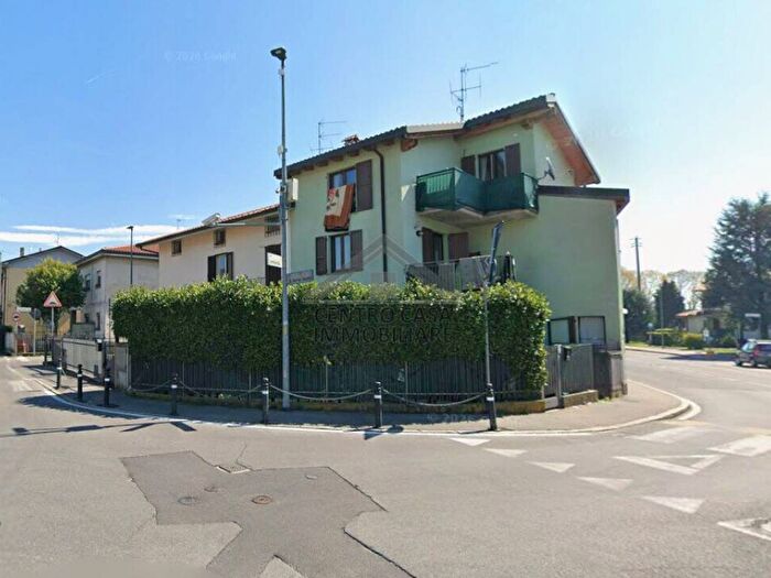 Appartamento monolocale in affitto in Via Lombardia, Centro, Torre Boldone