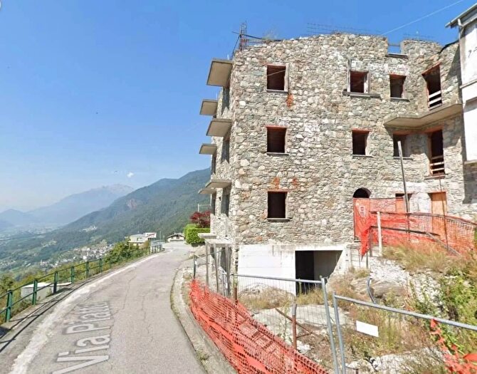 Casa in vendita in Via Piatta Snc Castione Andevenno Sondrio, Castione Andevenno