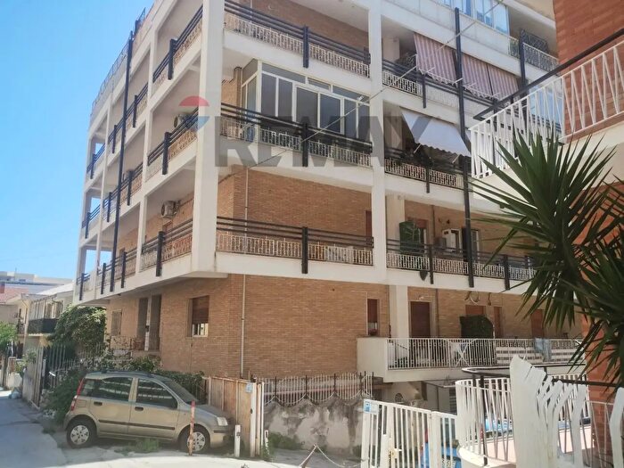 Appartamento trilocale in vendita in Ronco Secondo di Via Filisto, Siracusa