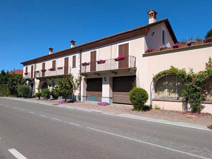 Casa con 6 locali in vendita in Regione Valle Bormida, Valle Bormida, Spigno Monferrato