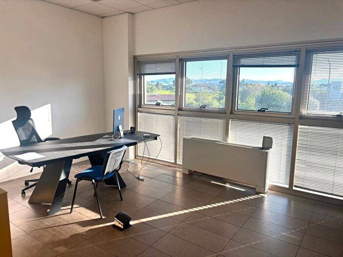 Casa quadrilocale in affitto in Via Roma, Centro, Savignano sul Rubicone