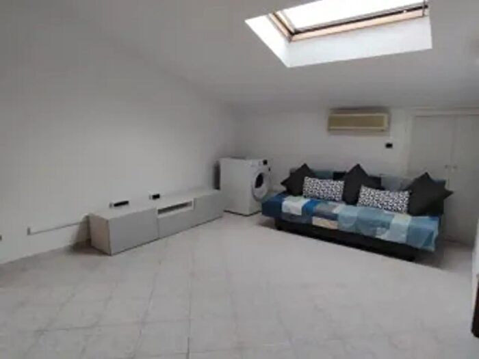 Casa bilocale in vendita in Via Aquila, Carsoli