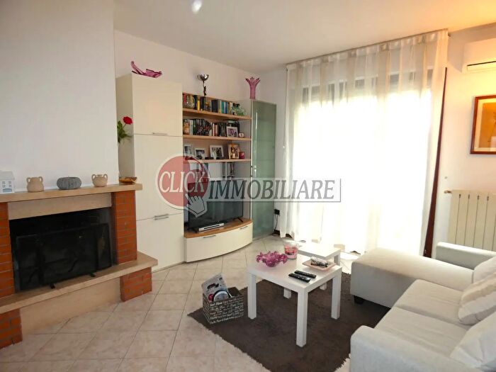 Appartamento con 5 locali in vendita in Vicchio