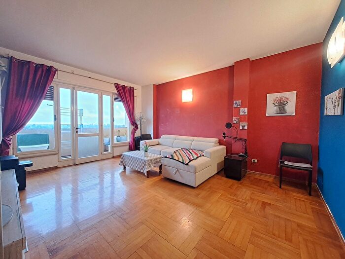 Appartamento trilocale in vendita in Via Santa Caterina, Pasian Di Prato