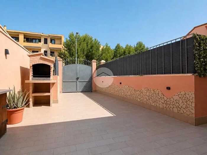 Casa trilocale in vendita in Via Montanaru, Sinnai