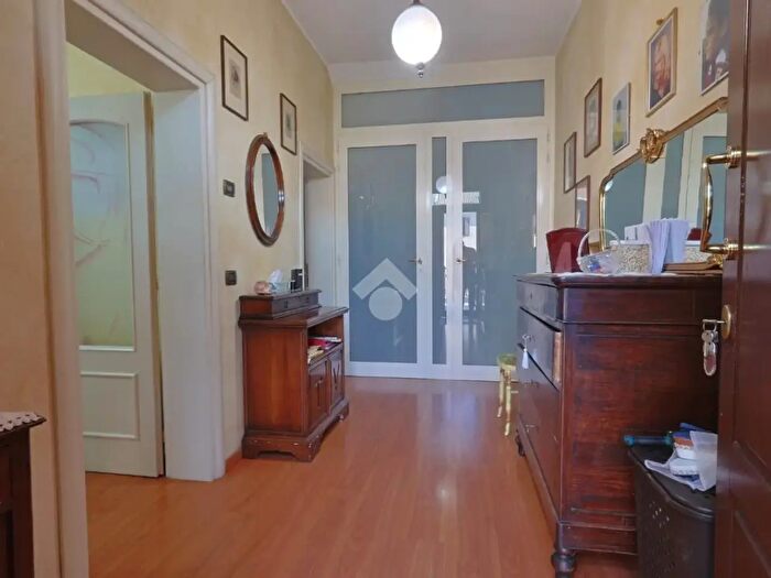 Casa quadrilocale in vendita in Via Guernica, Reggio nell'Emilia