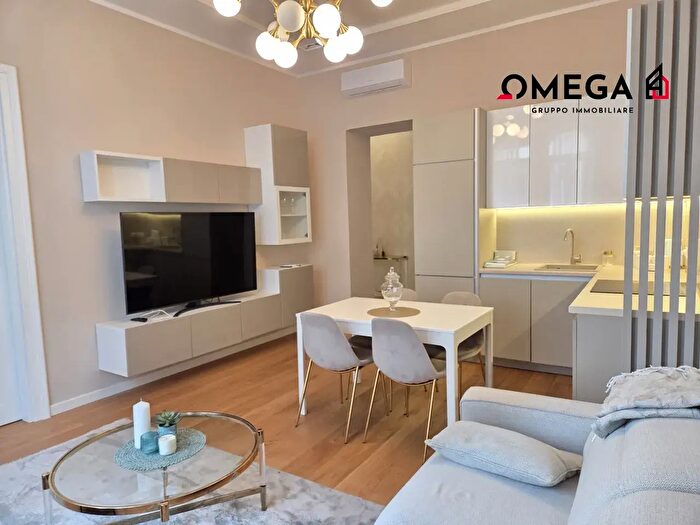Appartamento quadrilocale in affitto in Via Toti, Trieste