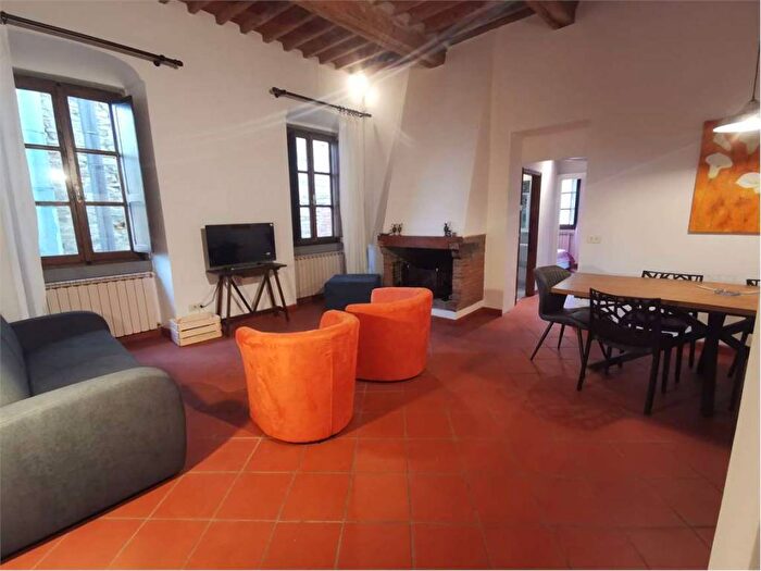 Appartamento trilocale in affitto in Porta Crucifera, Arezzo
