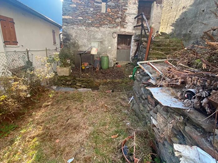 Casa bilocale in vendita in Cavaglio, Valle Cannobina