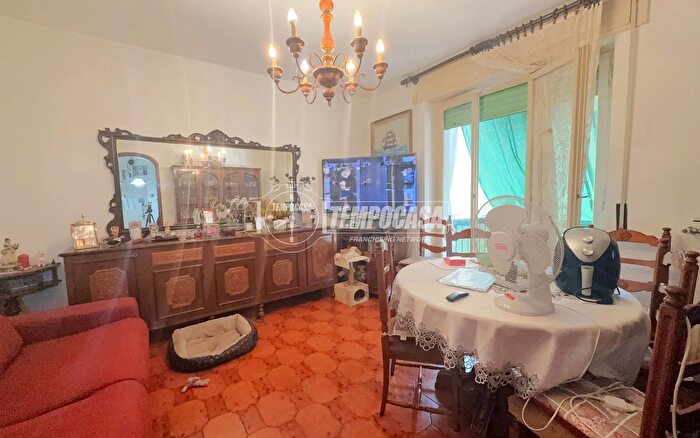 Appartamento quadrilocale in vendita in Via Martiri della Libertà, Cossato