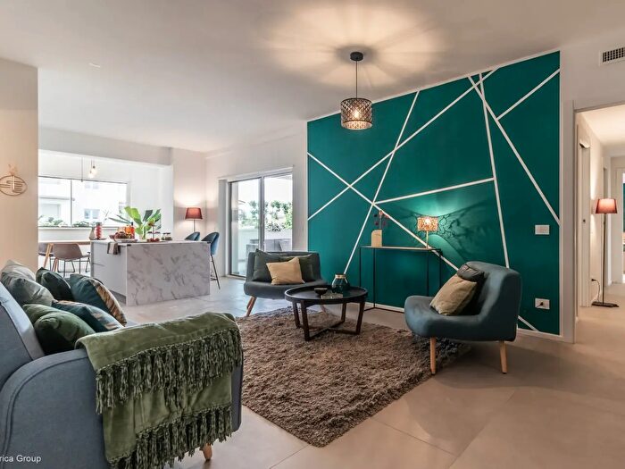 Appartamento trilocale in vendita in Via Pietro Mascagni, Aprilia