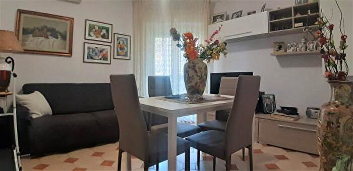 Appartamento trilocale in vendita in Via Gioacchino Chinigò, Messina