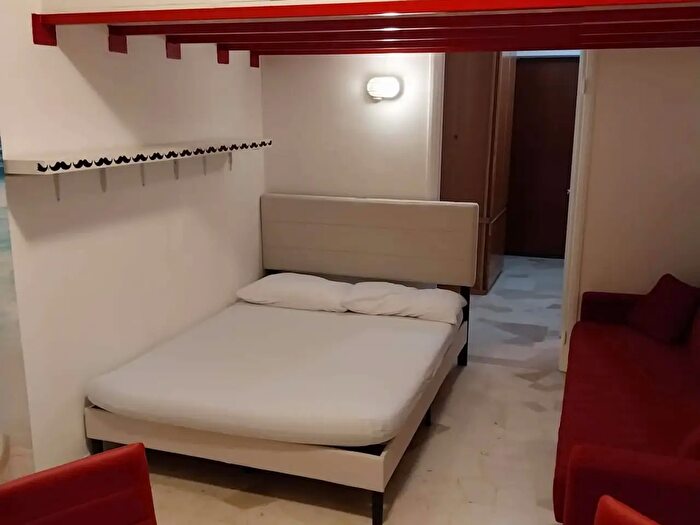 Appartamento monolocale in affitto in Via Giuseppe Meda, Milano