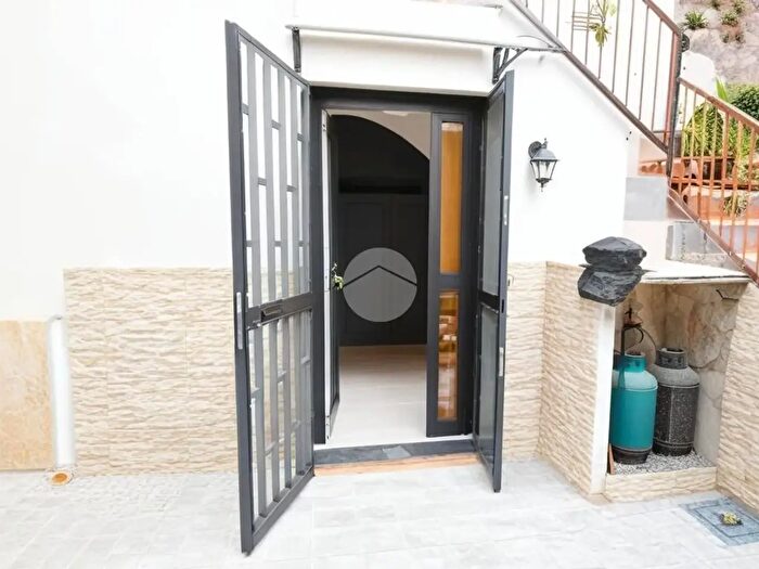 Appartamento bilocale in affitto in Via Cappelli, Pollena Trocchia