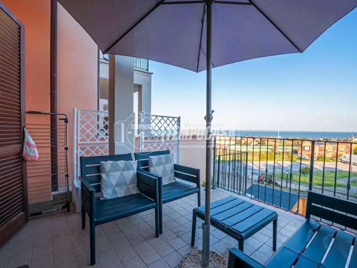 Appartamento quadrilocale in vendita in Via G Galli, Potenza Picena