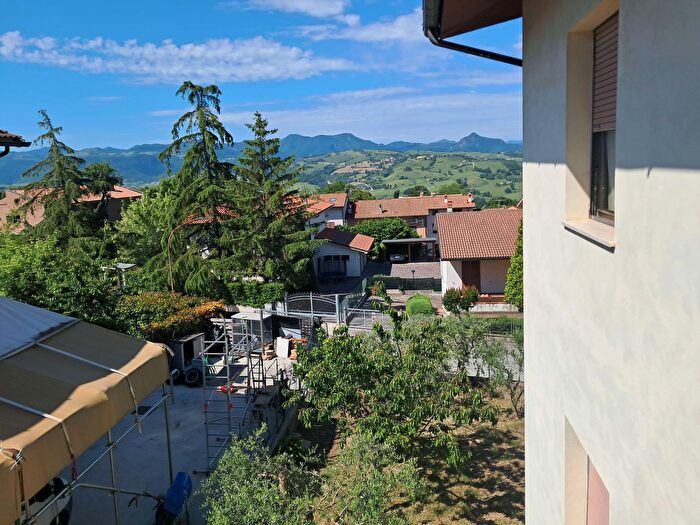 Appartamento con 11 locali in vendita in Via Fratelli Kennedy, Cupramontana