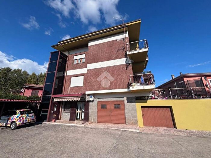Appartamento bilocale in vendita in Via di Valle Onica, Centro, Cave
