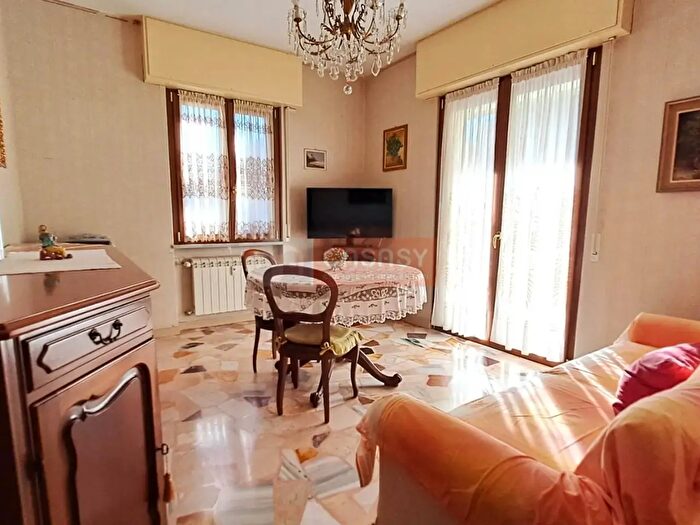 Appartamento quadrilocale in vendita in Via Nazario Sauro, Pietra Ligure