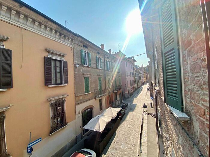 Appartamento trilocale in affitto in Contrada del Carmine, Carmine, Brescia
