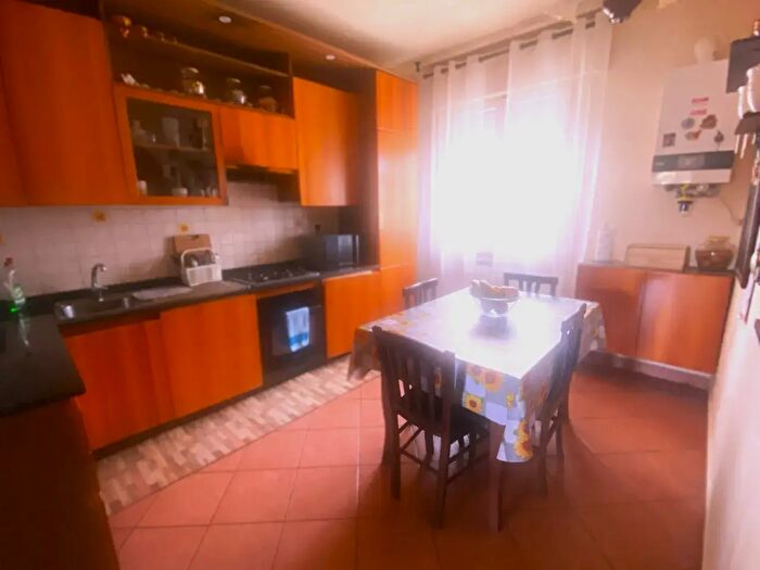 Appartamento quadrilocale in vendita in Via Castel Tesino, Venezia