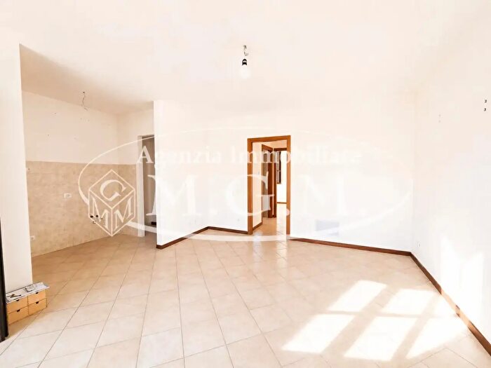Appartamento trilocale in vendita in Santa Maria A Monte