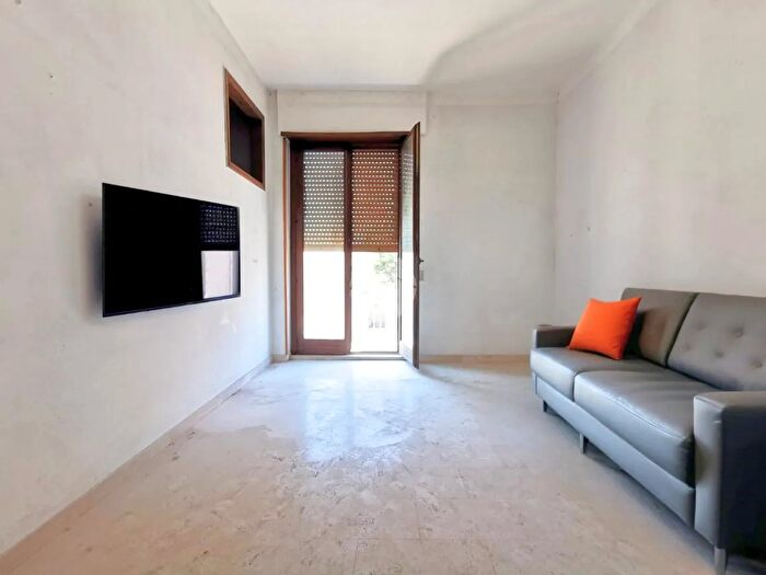 Casa trilocale in vendita in Via Pasquale Tandoia, Lucera