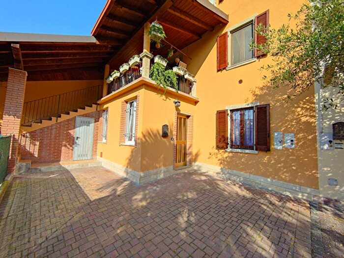 Appartamento bilocale in affitto in Via Francesca Lavizzari, Rodero