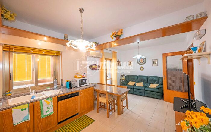 Appartamento trilocale in vendita in Via Santa Caterina Pal B, Messina