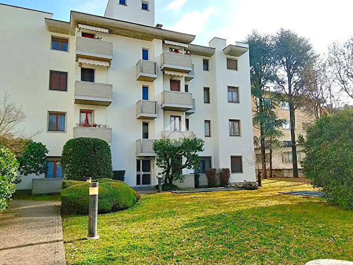 Appartamento trilocale in affitto in Via Milazzo, Bergamo