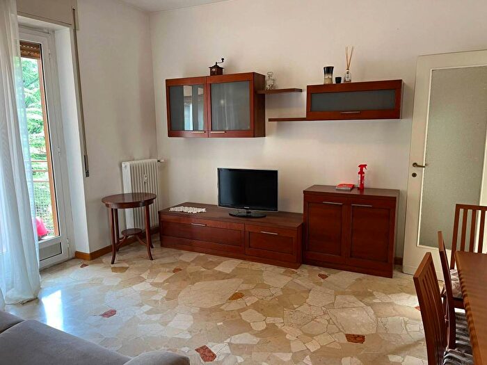 Appartamento bilocale in affitto in Via Dante Alighieri, Valduce Crispi, Como