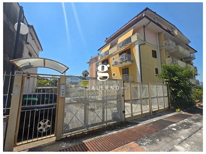Appartamento trilocale in vendita in Via Irno, Pontecagnano Faiano