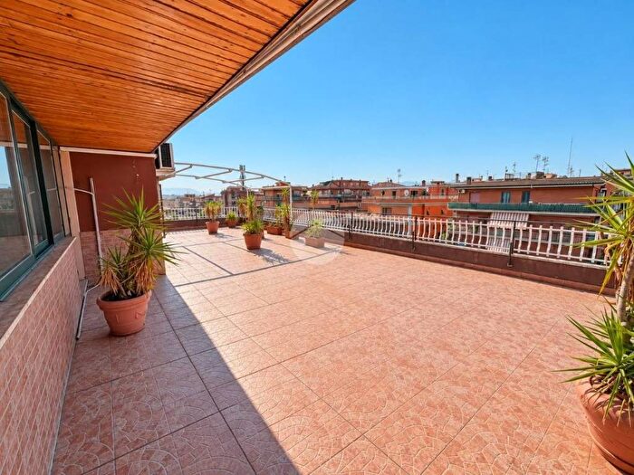Appartamento bilocale in affitto in Via Rocca d'Evandro, Ponte di Nona, Roma