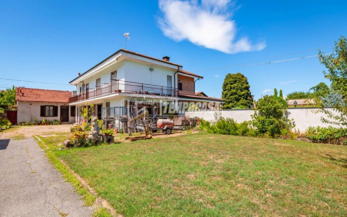 Casa trilocale in vendita in Via Borgo Nuovo, Villastellone