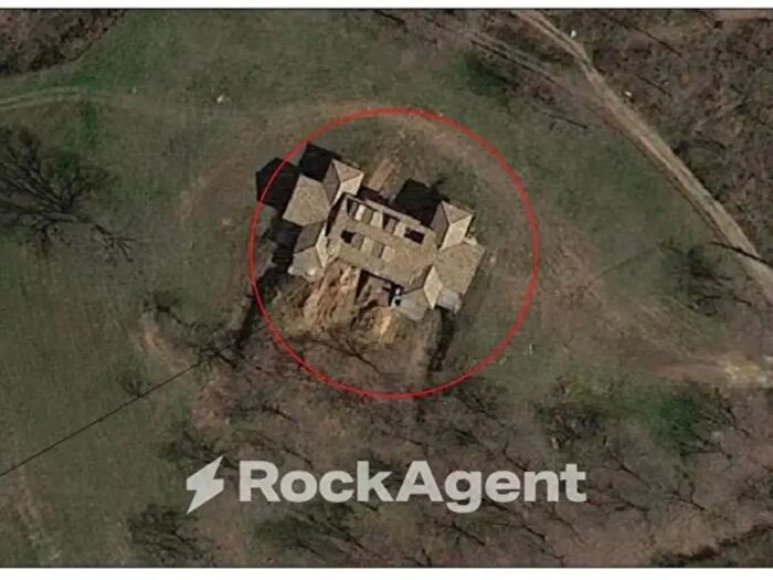 Casa con 6 locali in vendita in Via Olmata Tre Cancelli, Bracciano