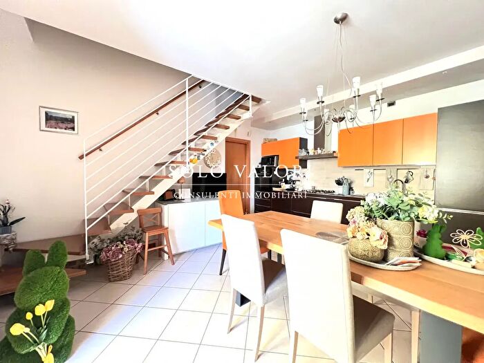 Appartamento con 5 locali in vendita in Loreggia