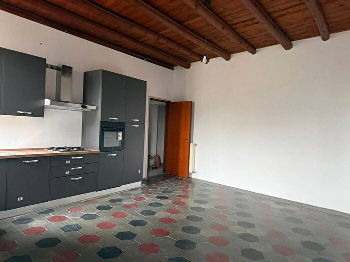 Appartamento trilocale in affitto in Via P Tettamanti, Colverde