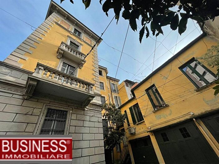 Appartamento con 5 locali in affitto in Piazza Cinque Giornate, Piave Tricolore, Milano