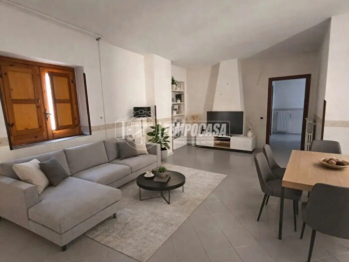 Appartamento trilocale in vendita in Via Vincenzo Belli, Atripalda