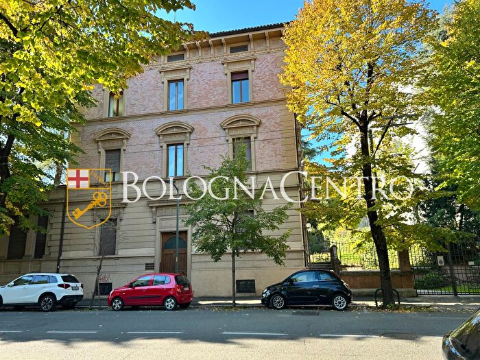 Appartamento bilocale in affitto in Viale XII Giugno, Bologna